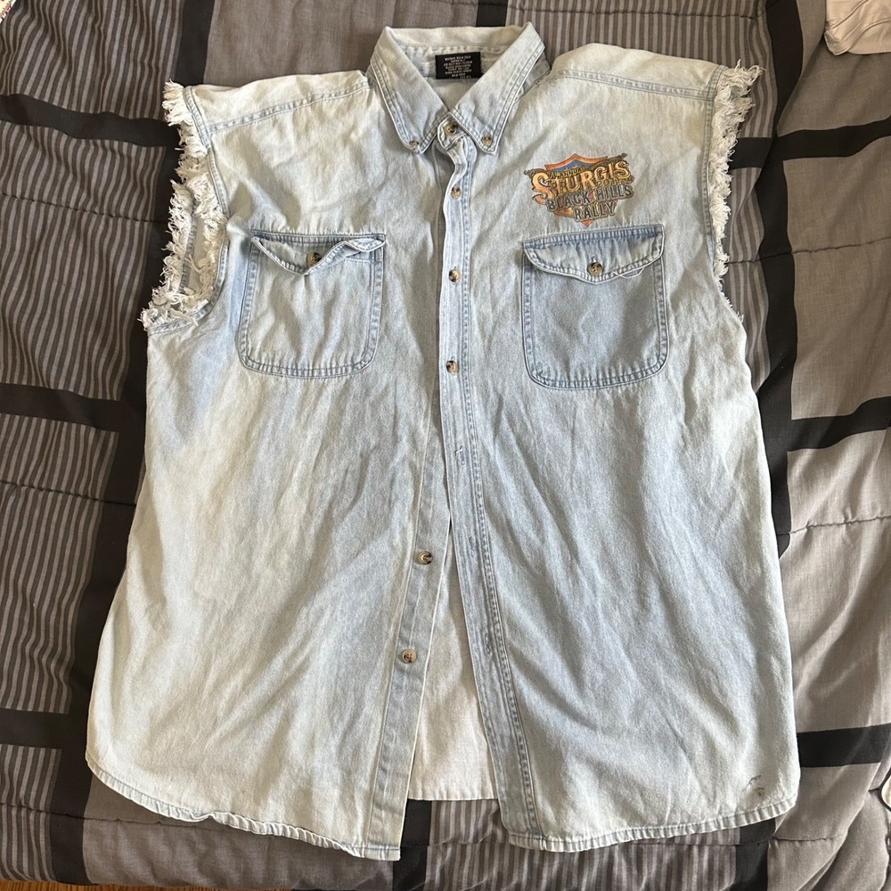 Sturgis Black Hills Rally 2011 Motorcycle CH Apparel Cutoff Shirt Denim Size L